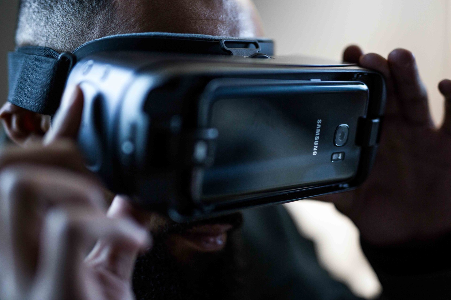 Samsung Virtual Reality Gear and Samsung S6Review