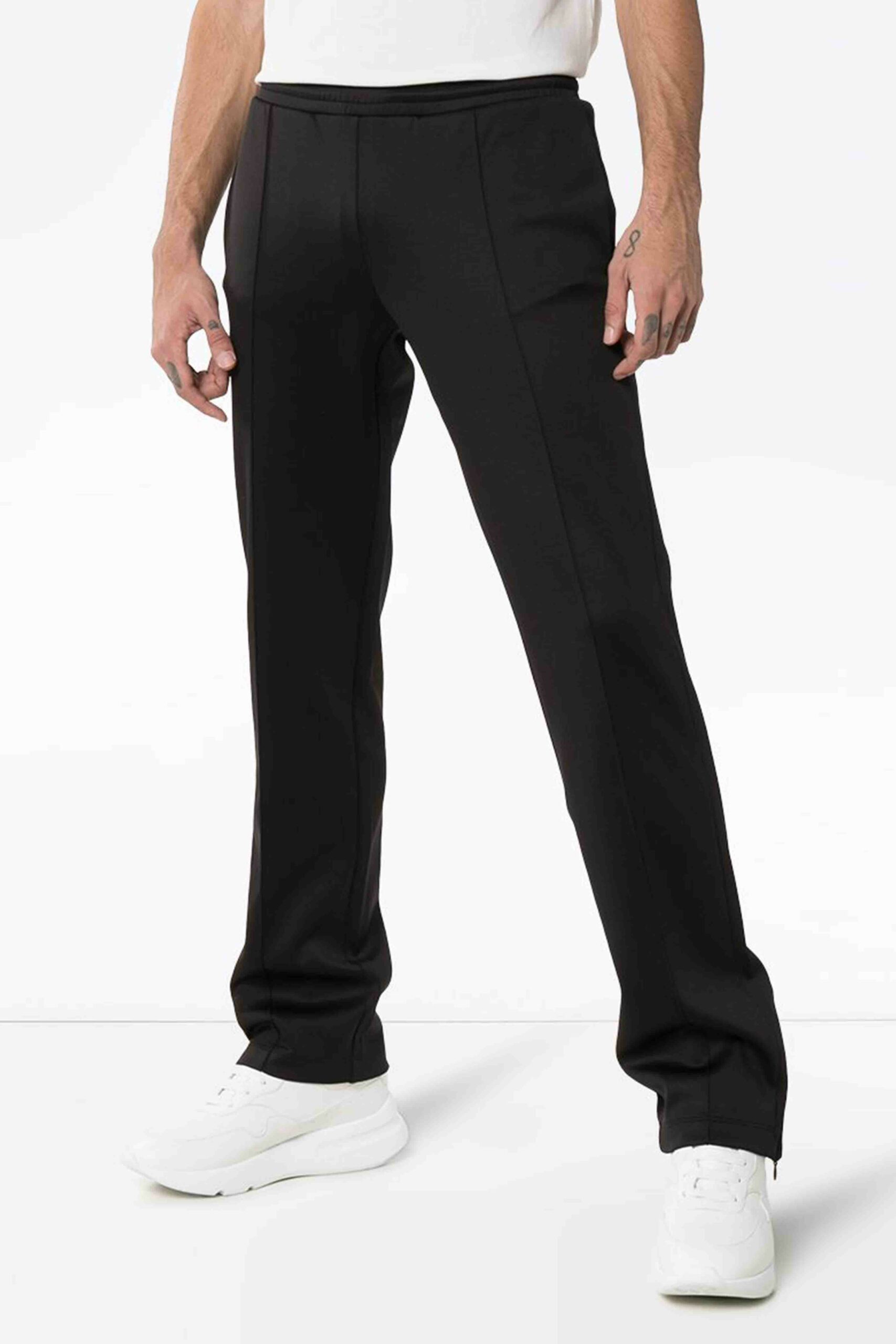 Bürotaugliche Jogginghose für Männer: So kreierst du einen stylischen Business-Look mit Sweatpants!